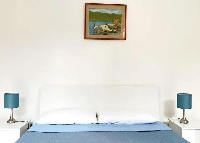 Rosemary House شقة فيربانيا